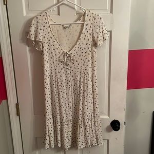 short sleeve dress